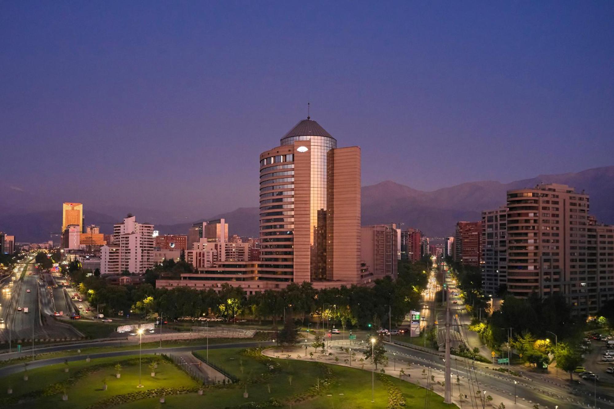 Mandarin Oriental, Santiago Hotel Ngoại thất bức ảnh Santiago skyline