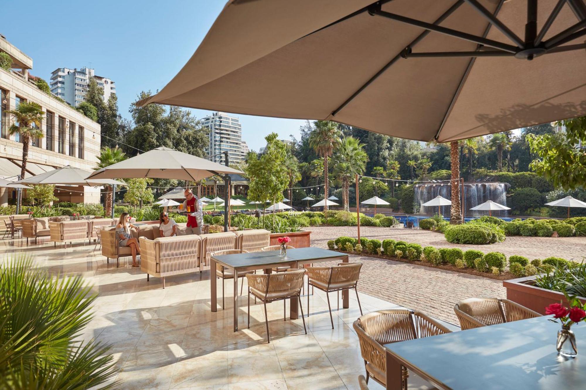 Mandarin Oriental, Santiago Hotel Ngoại thất bức ảnh The outdoor terrace