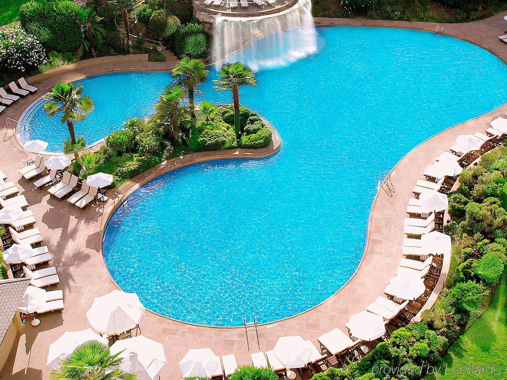 Mandarin Oriental, Santiago Hotel Ngoại thất bức ảnh The pool at the Westin Palace, Madrid